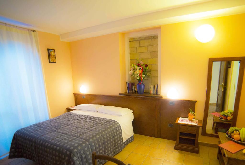 Camere Il Cantico Assise Extérieur photo